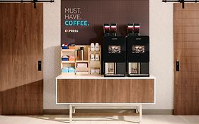 Holiday Inn Express & Suites Alexandria - Fort Belvoir By Ihg